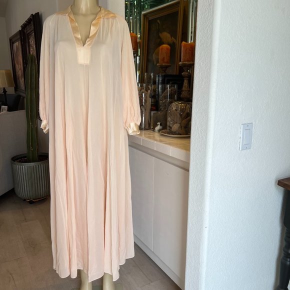 vintage Claire Sandra by Lucie Ann  Night Gown - Picture 1 of 8